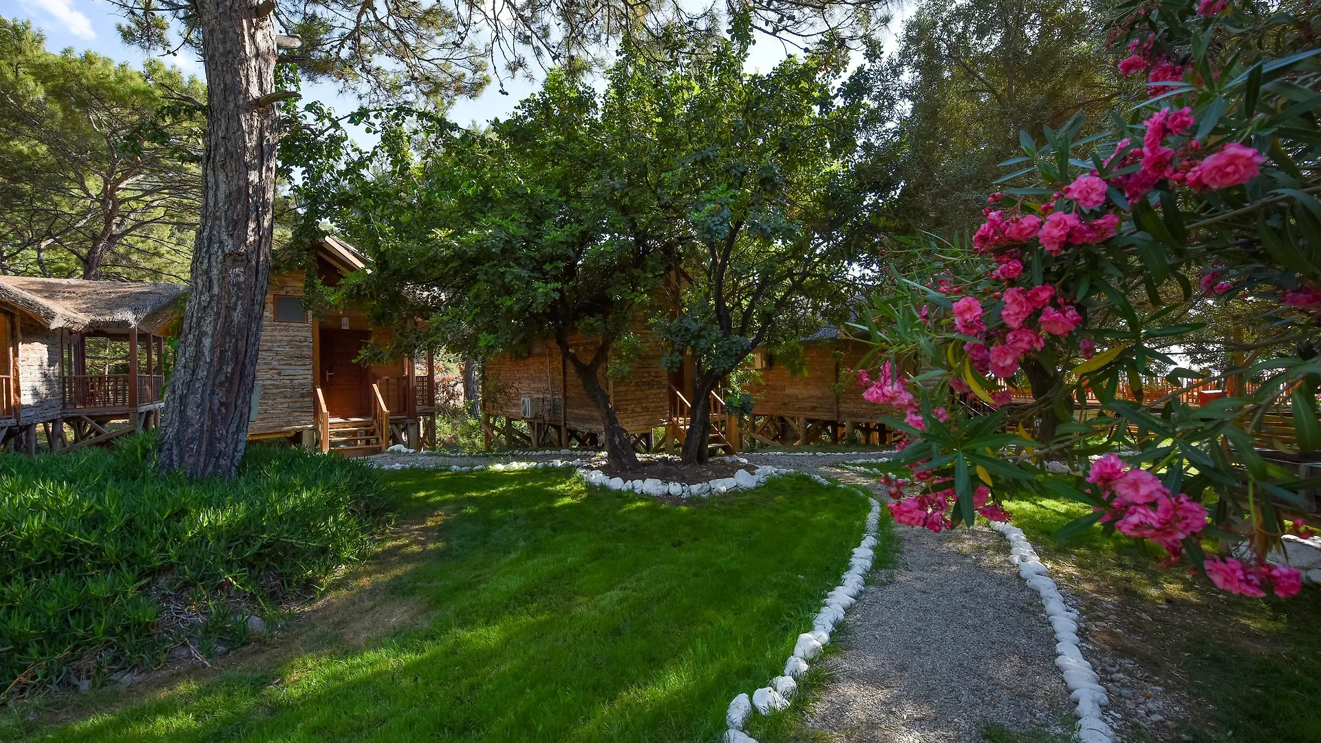 Sea Valley Lodge Faralya